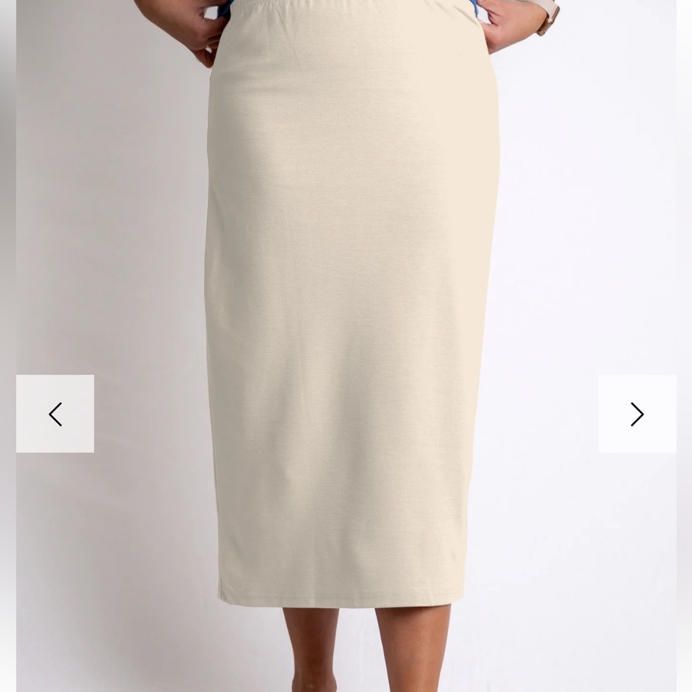 Nuggles 34in Skirt